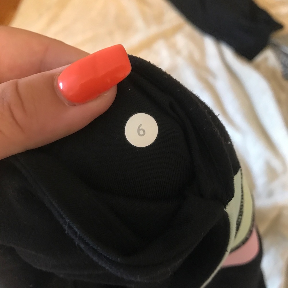 Lululemon leggings - Picture 4 of 4